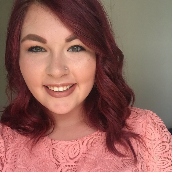 Meet your Posher, Klara - Picture 1 of 1